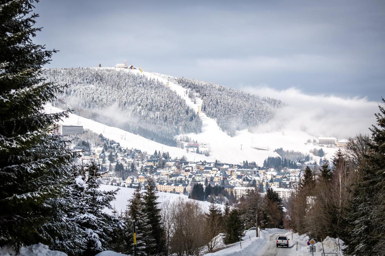 Ski Chalet Klinovec Loučná pod Klínovcem Eksteriør billede